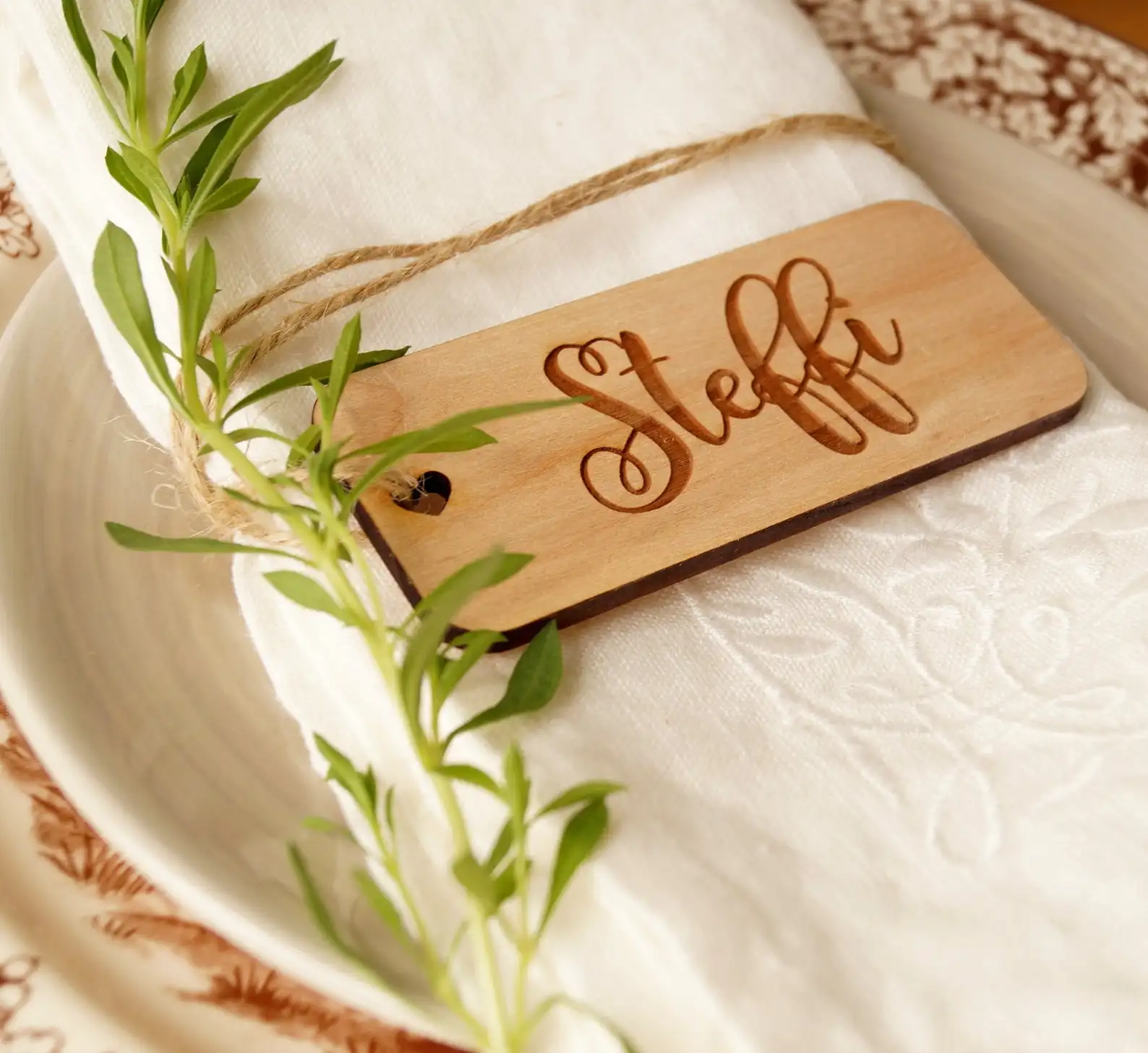 Place Card Holders Place Cards 24pcs Personalized Engraved Guest Place Card / Baby Name Rectangle Tags Wedding / Birthday Party Baptism Gift Bags Favor