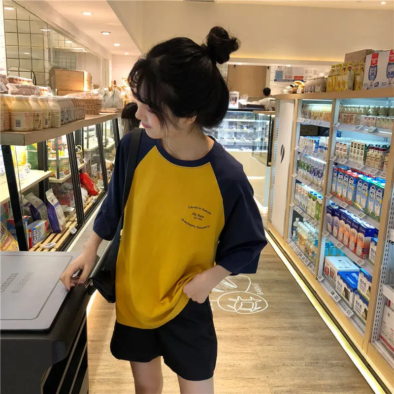 Women 5 Quarter Short Raglan Sleeve T-shirts Casual Patchwork Loose PopularO-neck Lazy Korean Style Simple Vintage584_voghion.com