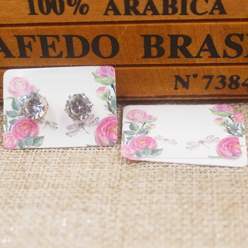 card same as pic 50 шт., маленькие серьги с цветочным узором, бумажная посылка, карта, сделай сам, ручная работа, элегантные серьги-гвоздики, карта, белая крафт-бумага, Ювелирная карта - Цвет: card same as pic