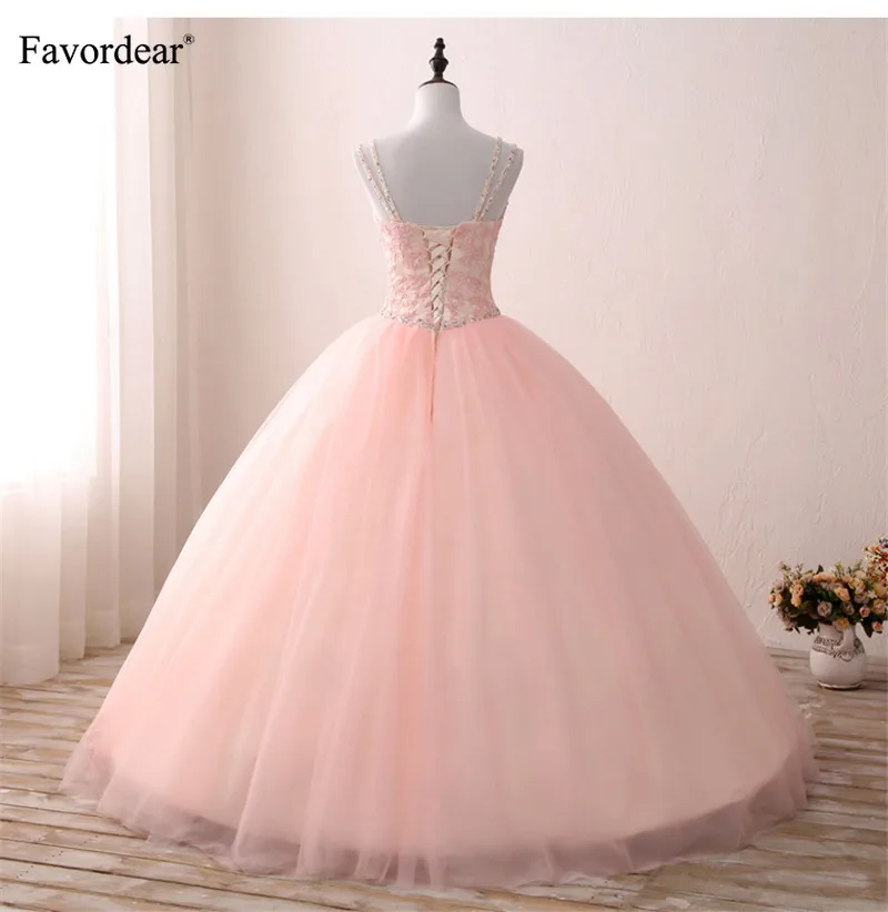Favordear Sexy V-neck Applique Quinceanera Dress Sweet 16 Dresses Spaghetti Strap Beading Ball Gown Formal Dress for Women