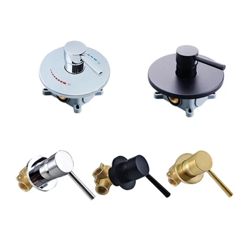 ทองเหลืองวาล์วก๊อกน้ำปกปิดควบคุมวาล์วติดผนังวาล์วผสมสำหรับอาบน้ำทองสีเทา Matte Black & chrome 1