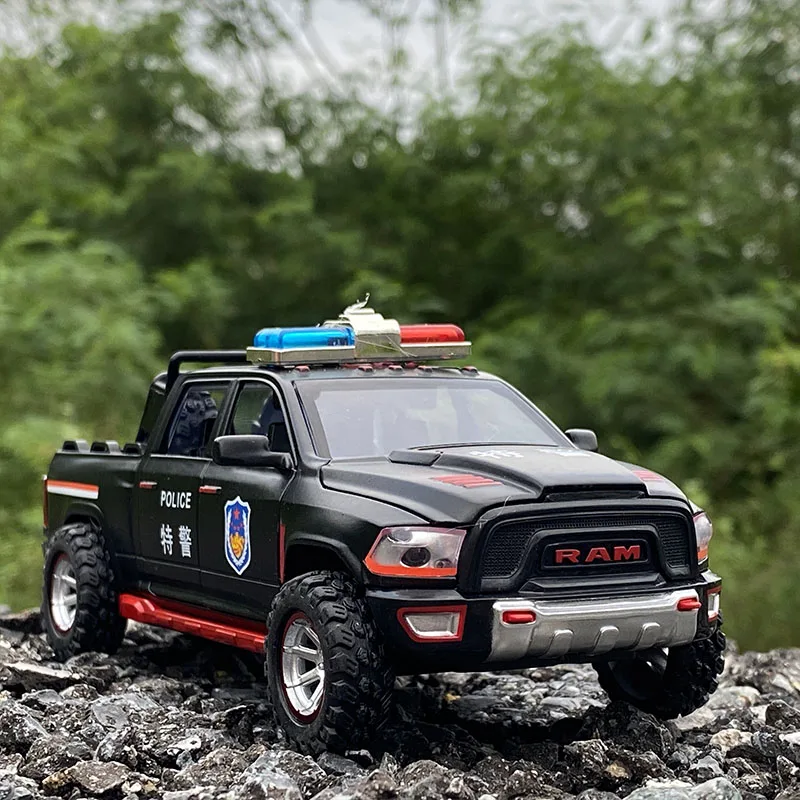 1:32 Dodge RAM TRX Pickup Alloy Car Model Diecasts Toy Off-road Vehicles Car Model Sound and Light Simulation Childrens Toy Gift 6