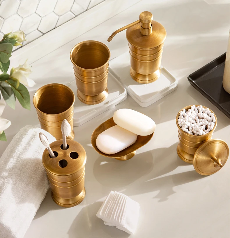 12382737198_445527789