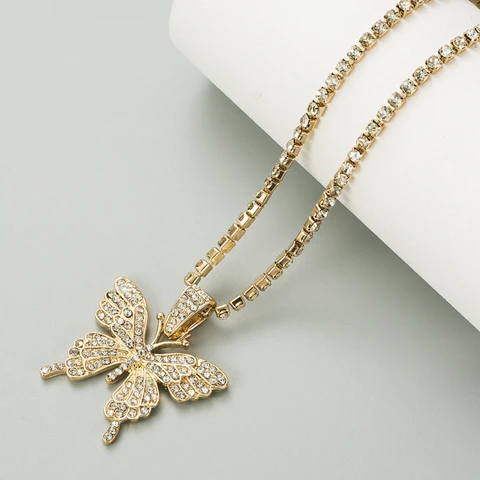 and Summer New Ladies Fashion Butterfly Pendant Necklace Gift Ladies Exquisite Jewelry Hip-hop Style Necklace
