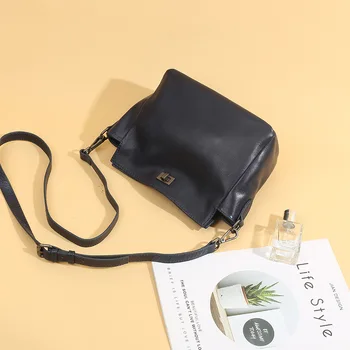 

Non-mainstream Design WOMEN'S Leather Bags Bucket Bag Full-grain Leather Korean-style Simple Casual Versatile Retro Oblique Bag