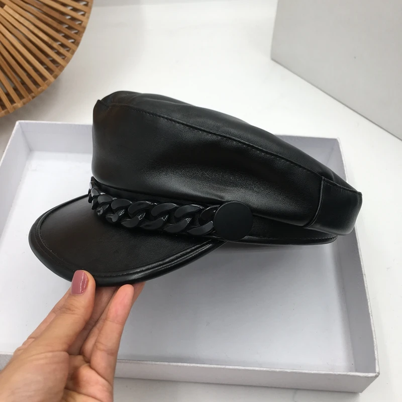 Южная Корея Инс ветряная сеть красный tide person pu кожа женская новая зимняя индивидуальность Джокер утка язык берет армейские кепки - Цвет: Черный