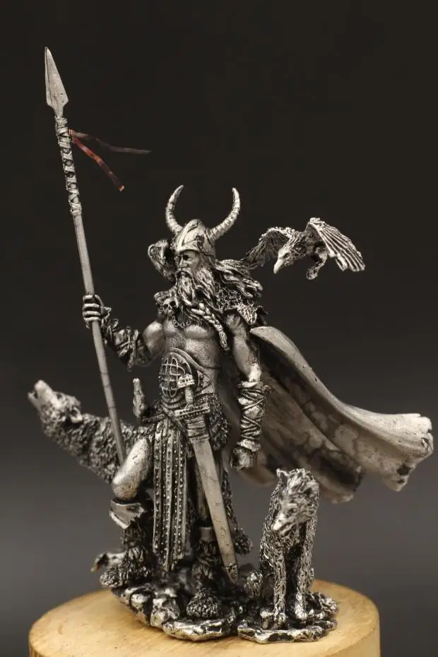 Odin the Allfather – Keeper of Ravens, Wolves, and the Spear Gungnir 2