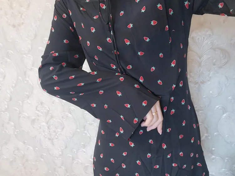 black as pic Women Stylish Silk Strawberry Print Long Sleeve Round Neck Mini Dress With Self Tie Drawstring - Цвет: black as pic