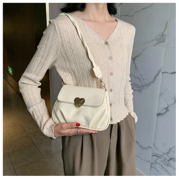 

Advanced feeling super fire ins fashionable and versatile fashionable new French style messenger bag