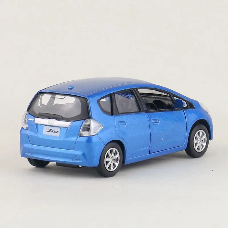 Точная имитация эксклюзивный Diecasts& Toy Vehicles: RMZ city автомобильный Стайлинг Honda Fit Jazz 1:36 литой под давлением автомобиль модель оттяните назад Автомобили