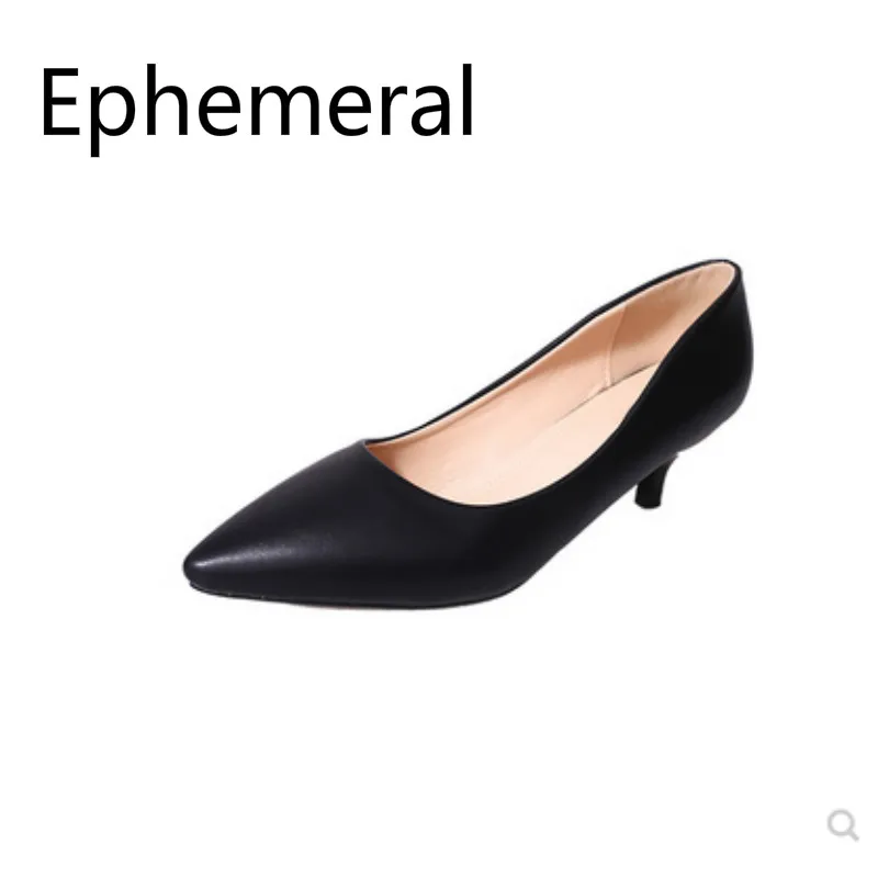 

Female Med-Heel Shoes Simple Designer Offer Footwear Elegant Pointy Toe Korean Version Plus Size 42-34 Black White Slip-ons Cute