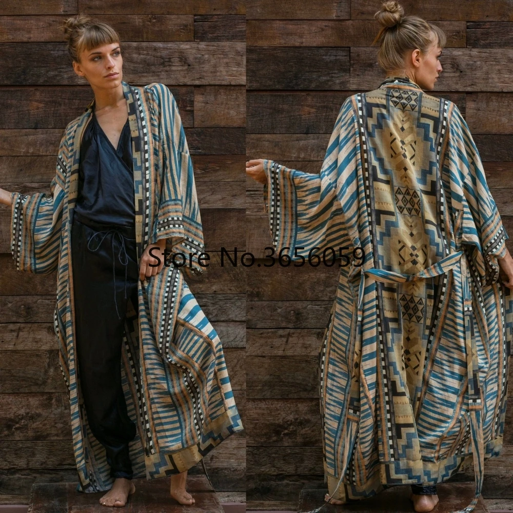 Kimonos Woman Japanese Kimono Cardigan Cosplay Shirt Blouse For Women Japanese Yukata Female Summer Beach Kimono