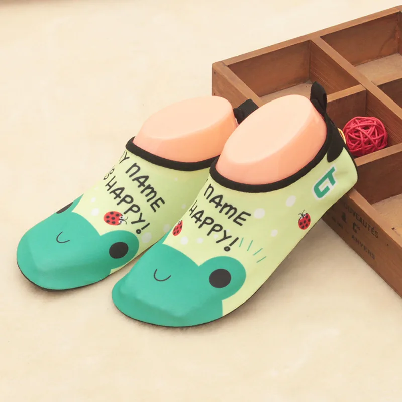 Детская водонепроницаемая обувь; обувь для мальчиков и девочек; домашние тапочки; детская обувь с мягкой подошвой для младенцев; Водонепроницаемая Обувь для плавания и серфинга; нескользящая обувь - Цвет: Green Frog