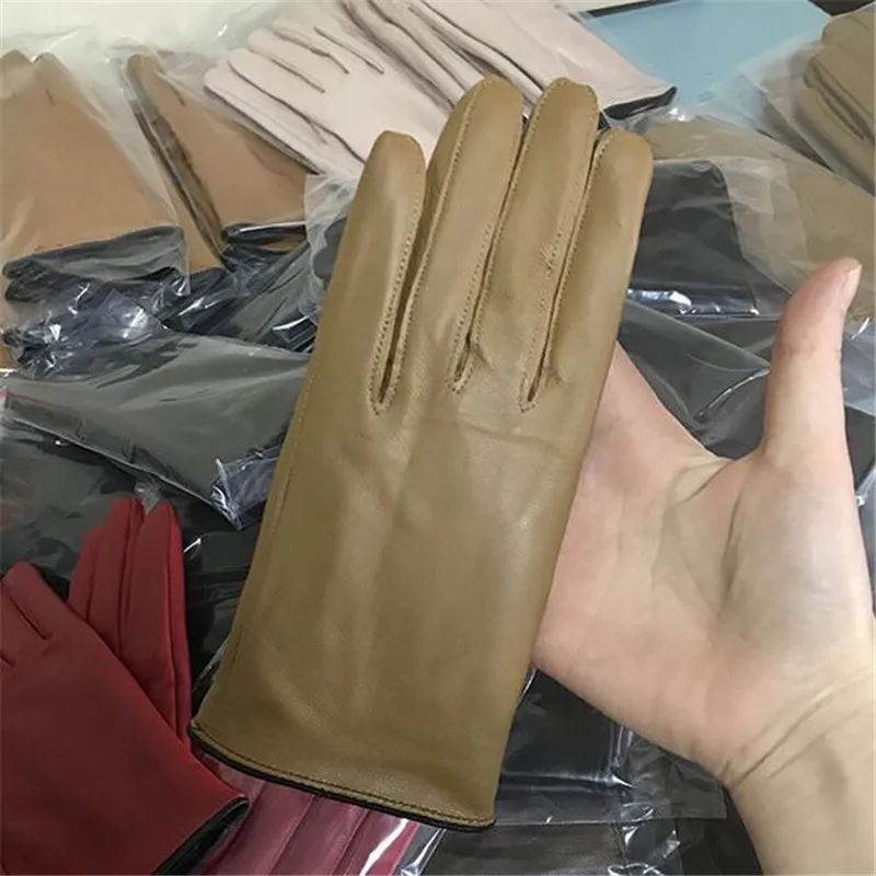 Женские перчатки из натуральной кожи, мягкие перчатки из овчины, утепленные бархатом зимние толстые теплые модные варежки, Новинка