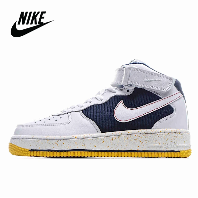 Мужские кроссовки Nike Air Force 1 черные/серые/белые средней высоты Размер 40-45 596728-306 |