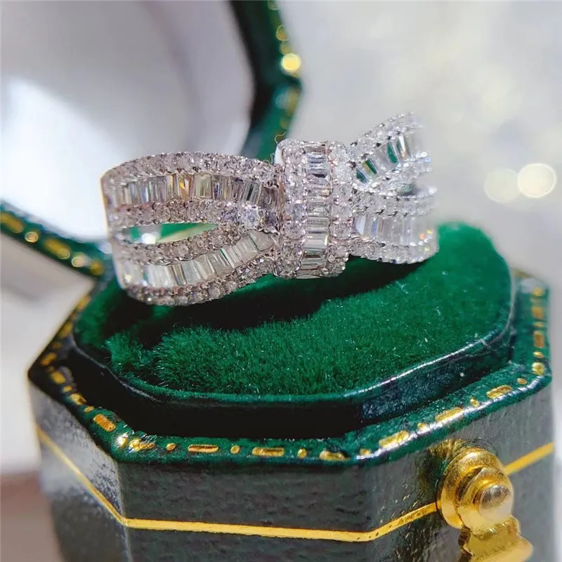 Fine jewelry 18K gold bow shape natural diamond ring sweet atmosphere for women