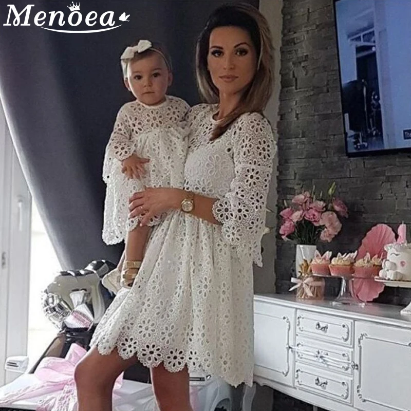 

Mother and Daughter Lace Dress 2019 Summer Family Matching Outfits White Cute Dress Lace Dresses Half-Sleeve Clothes Dresses