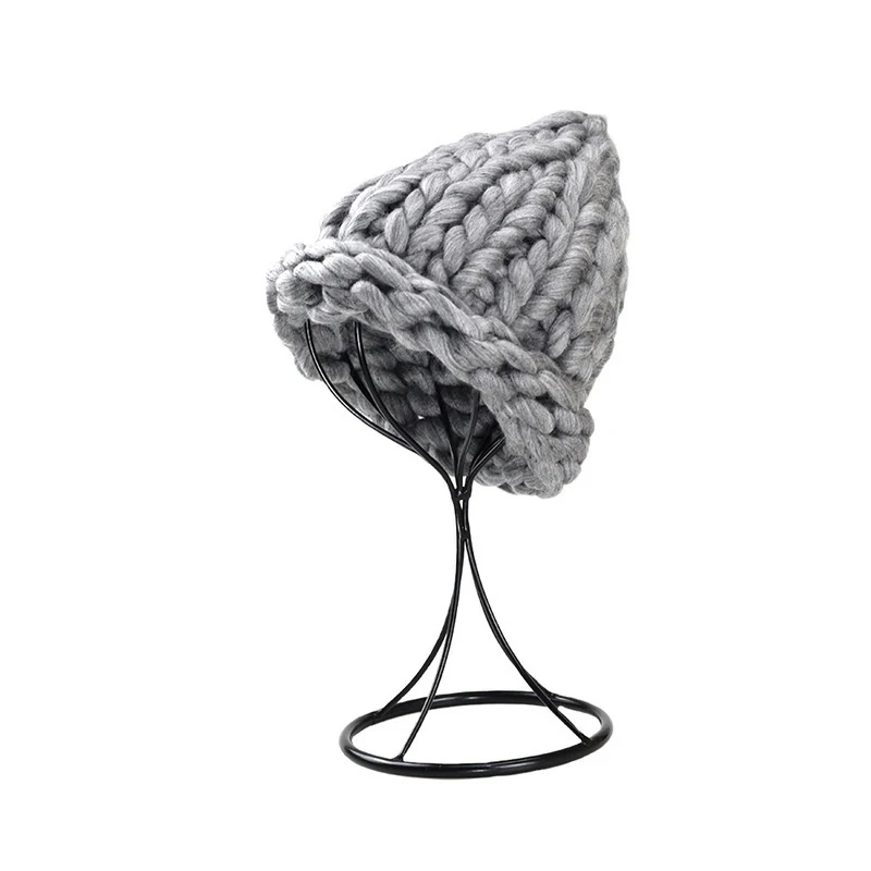 Gray Women Winter Warm knit hat New manual Coarse wool Weaving fashion crimping outdoor Ski Skullies Beanies cap Female Z184 - Цвет: Gray