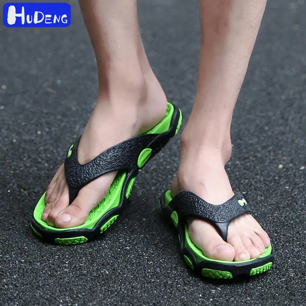 

HD 2019 Summer Men's Flip Flop Slippers Fashion Patchwork Outdoor Male Slippers Massage Bathroom Flip Flops Men Beach Slippers