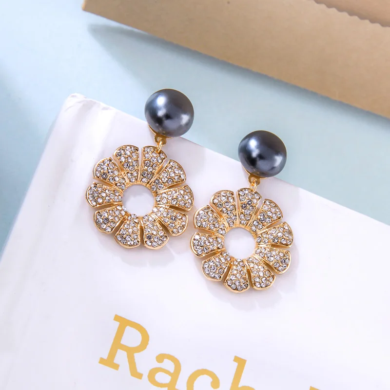 

BALANBIU Unique Light Black Acrylic Pearl Shiny Crystal Flower Drop Earrings For Women Gift Gold Color Fashion Jewelry Accessory