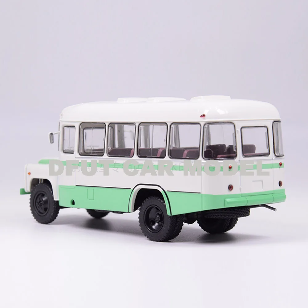 Масштаб 1:43 игрушка из сплава модель России оригинальная Авторизованная