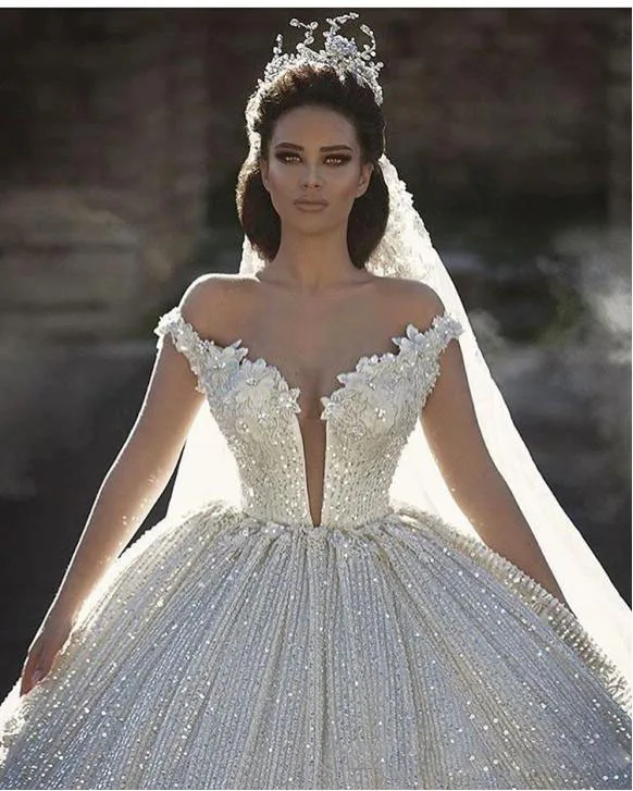 Lace Appliques Off Shoulder Ball Gown Sequins Wedding Dresses Bridal Gowns Vestido de noiva Garden Princess Bride Dress