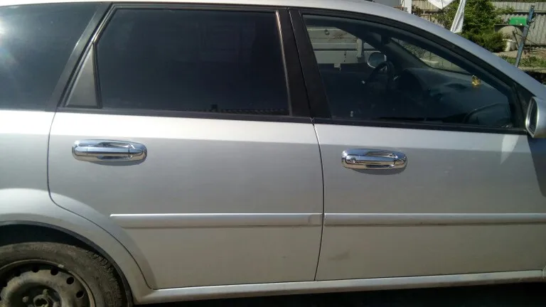 UTB8mSBBtn_IXKJkSalUq6yBzVXaL