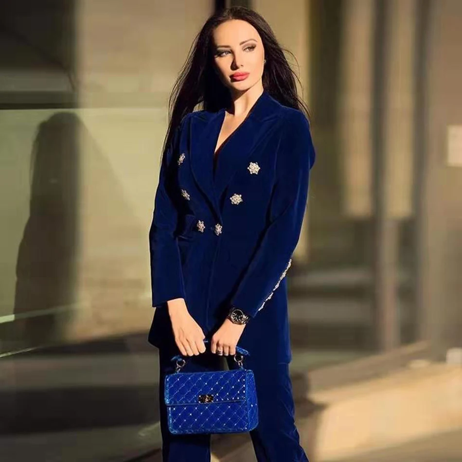 Hb053e7d869a64e448d6ef3caacbafa578