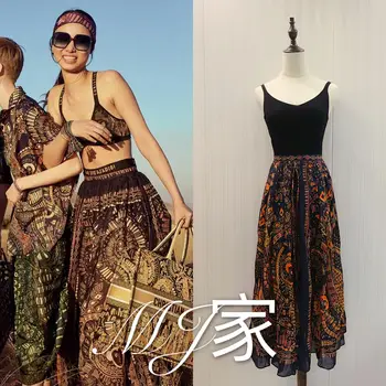 

New dream luxury chiffon printing national triangle element circular sacrifice bust skirt waist apes hit the ground