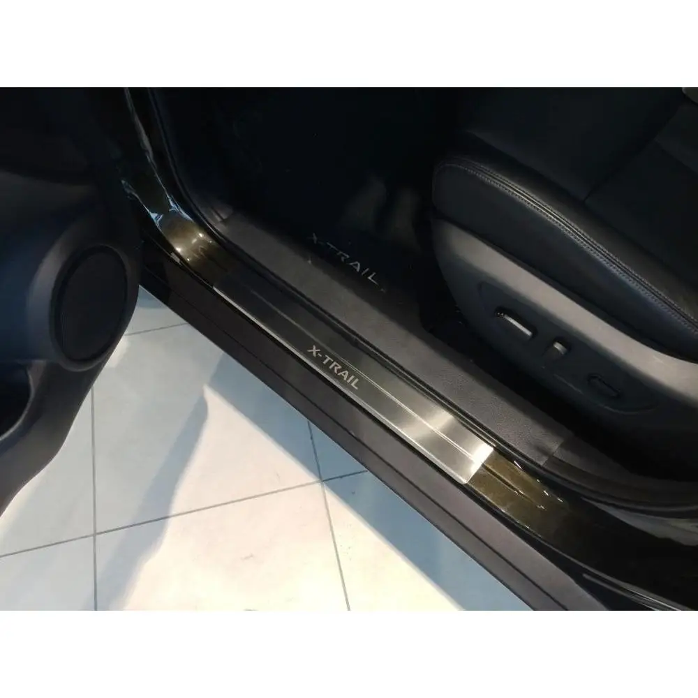Накладки на пороги нержавеющая сталь Ниссан X-Trail T32->(комплект 4шт