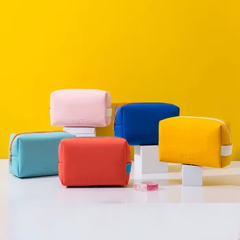 

Hand-Held Portable Waterproof Pu Cosmetic Bag Ladies Cute Heart Makeup Bag Candy Storage Octagonal Bag Portable Storage Bag