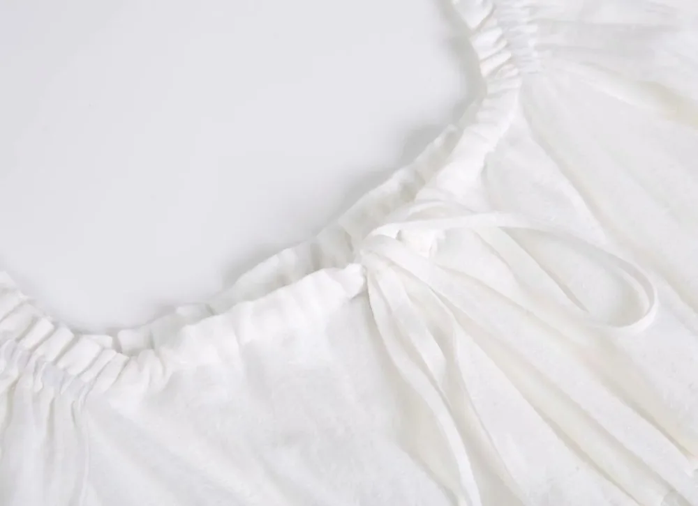 13688951495_1892239145