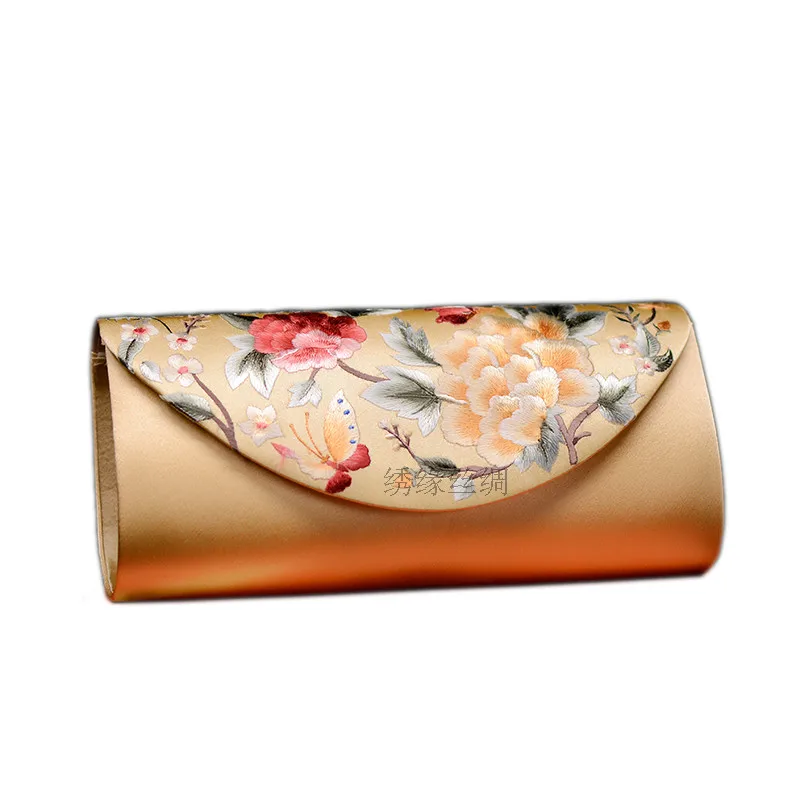 

Chinese Hand Embassy Handbag Women's Ethnic Style Suzhou Embroidered Cheongsam Gift Purse Embassy Set Artwork