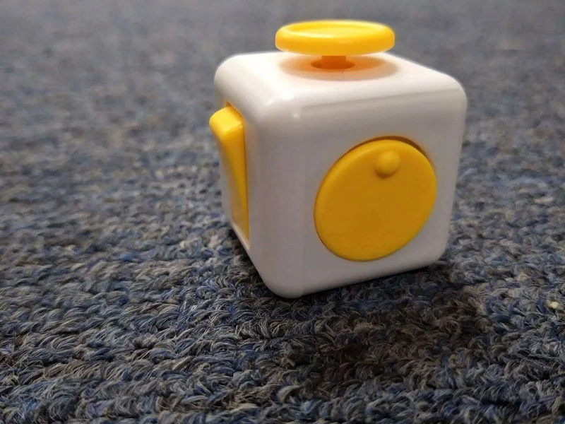 16 цветов Мини-Волшебный куб стол FingerToy брелок Squeeze Fun снятие стресса головоломка волшебный куб