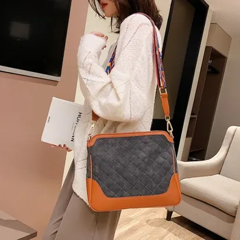 

Women's Wide Shoulder Strap Bag New Fashion Contrasting Color Big Bag Wind Shoulder/Crossbody Bag
