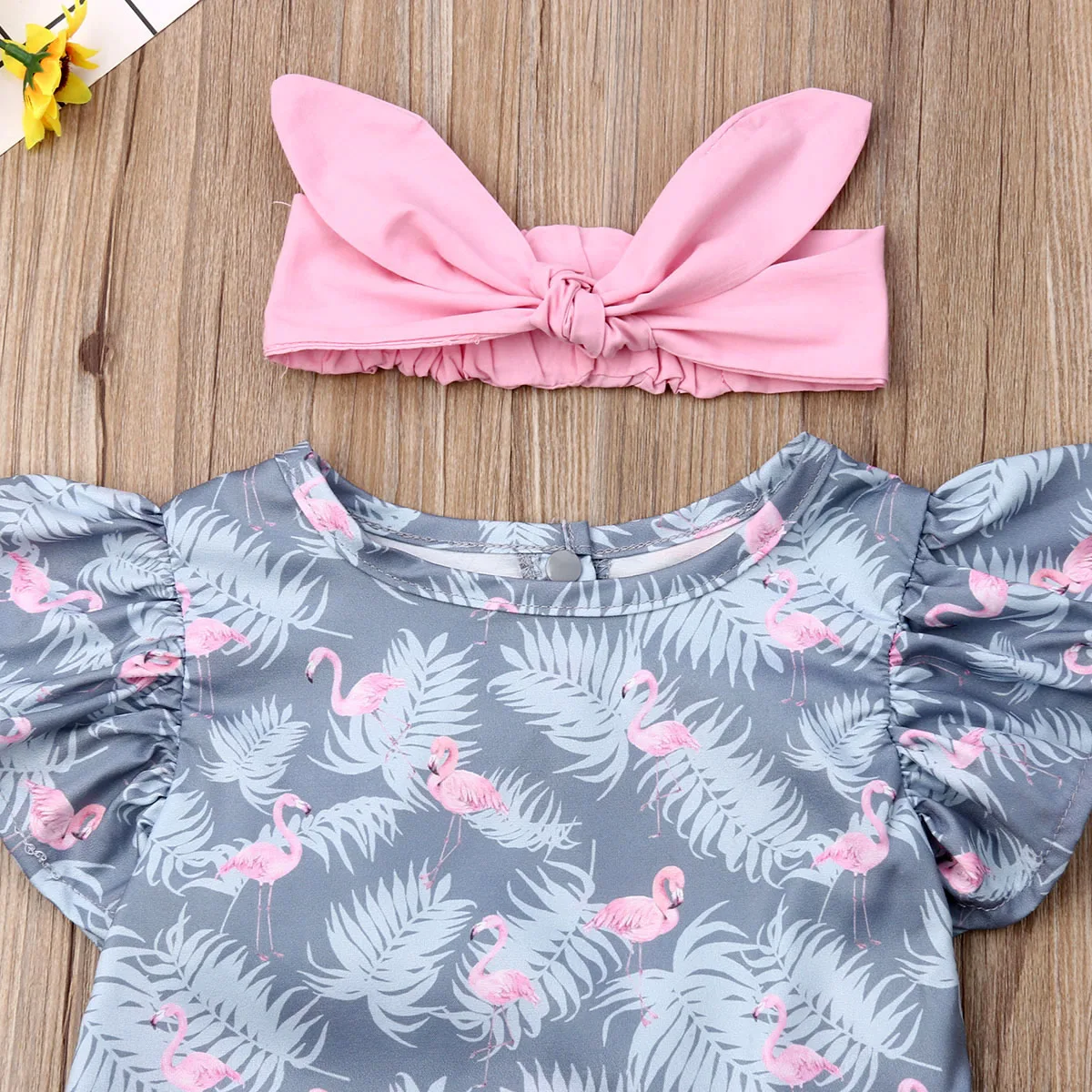 Pudcoco, комплект одежды из 3 предметов для маленьких девочек; одежда для малыша с рисунком Фламинго с расклешенными рукавами футболка с пуговицами Шорты с кружевом оголовье, набор