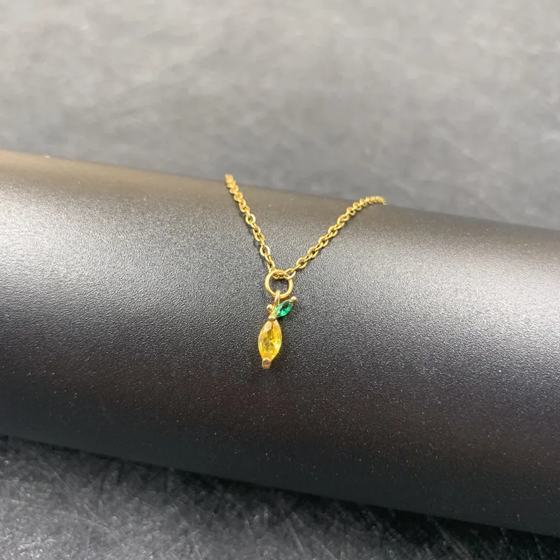 

Funny Fragrant Pear Pendant Clavicle Chain Fashion Simple Fruit Leaf Accessories Collar Necklace Jewelry Gifts For Children