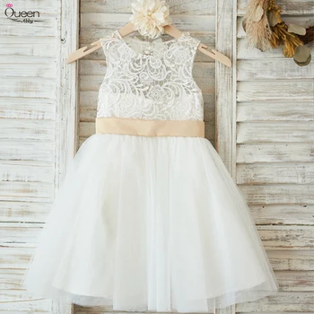 

Appliques Girls'Back Hollow Flower Dress Lace Tulle Princess Banquet Dresses Bow Sleeveless Backless Communion For Wedding Party