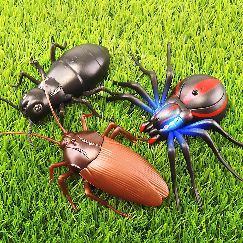 Infrared RC Remote Control Animal Insect Toy Kit for Child Kids Adults Cockroach Spider Ant Prank Jokes for Boys Pet Cat Dog 2