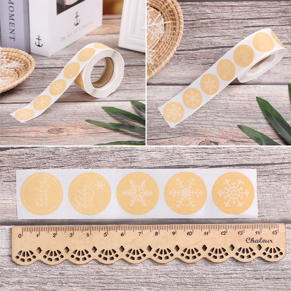 500Pcs 6 Styles Snowflake Holiday Sticker Round Christmas Stickers New Year Cute Gift Box Label for Scrapbooking Stationery Stic