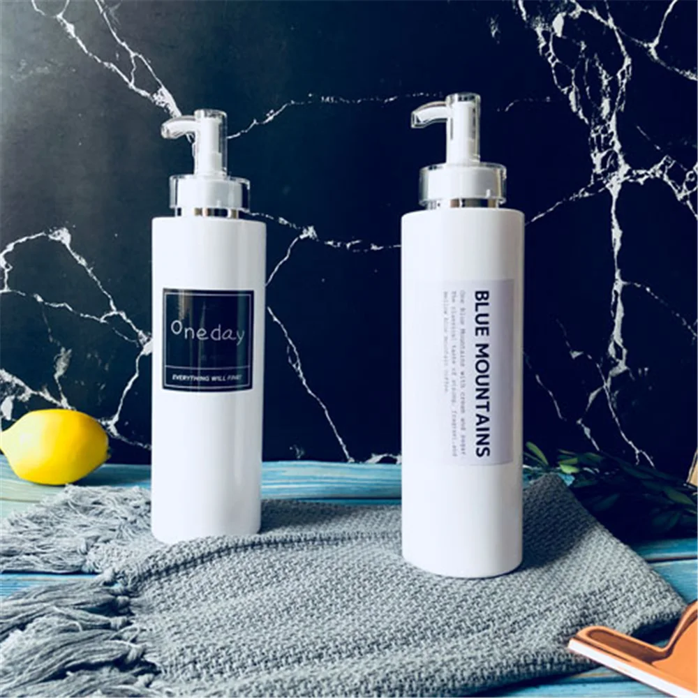 

Nordic Bath Shampoo Soap Dispenser Bottle Chic Ins Plastic White Color Traveling Portable Liquid Press Storage Bottle Home 500ml