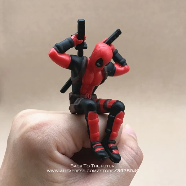 Marvel X-Men Deadpool Cute Mini Figure Sitting posture Statue Boxed Gift 2.59'' 