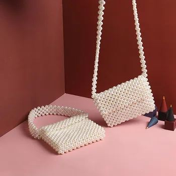 

2020 New Creative Pearl Bag Vintage Hand Woven Beaded Shoulder Strap Flip diagonal Shoulder Dinner Bag