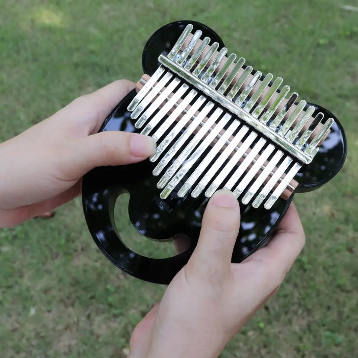 17 Key Simulation Crystal Transparent Bear Face Shape Thumb Piano Kalimba Mbira with Tuning Hammers