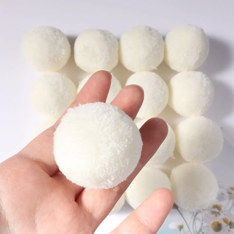 White Pompom 1.5cm/2cm/2.5cm/3cm/4cm/5cm Soft Pompones Party Home Wedding Clothing DIY Sewing Toys Craft Accessories