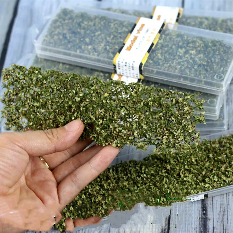 new grass ho train layout01