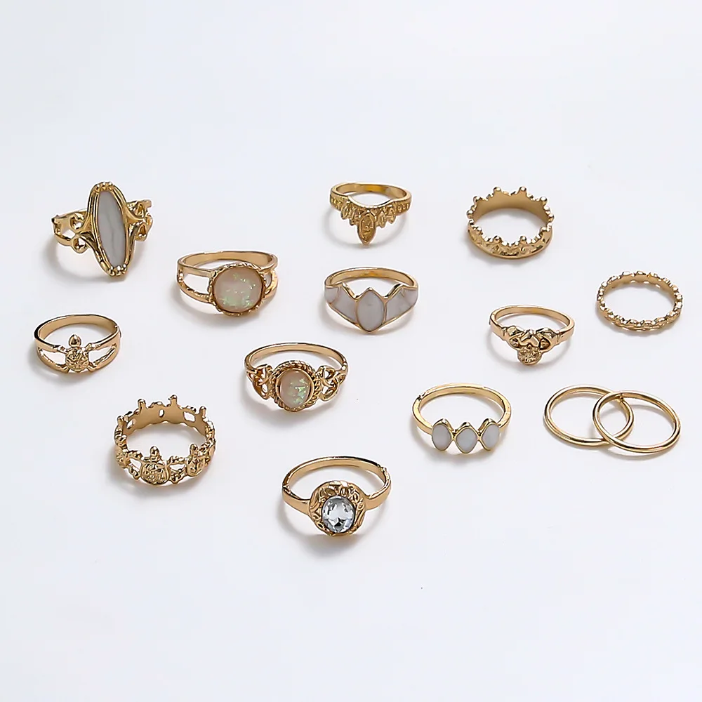 2021 Trendy Fashion New Jewelry Imitation Amber Jewelry Retro Inlaid Diamond Carved Starry Sky Gem Set Ring Holiday Gift