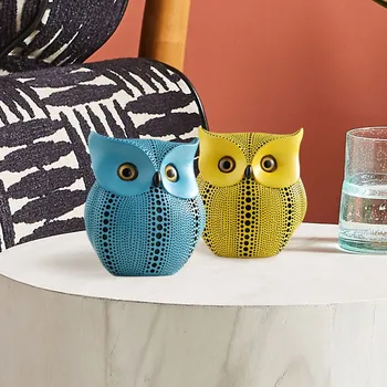 

2020 Nordic Black Wave Point Owl Color Art Sculpture Animal Bird Statue Creative Resin Craft Desktop Decorations for Home R3633