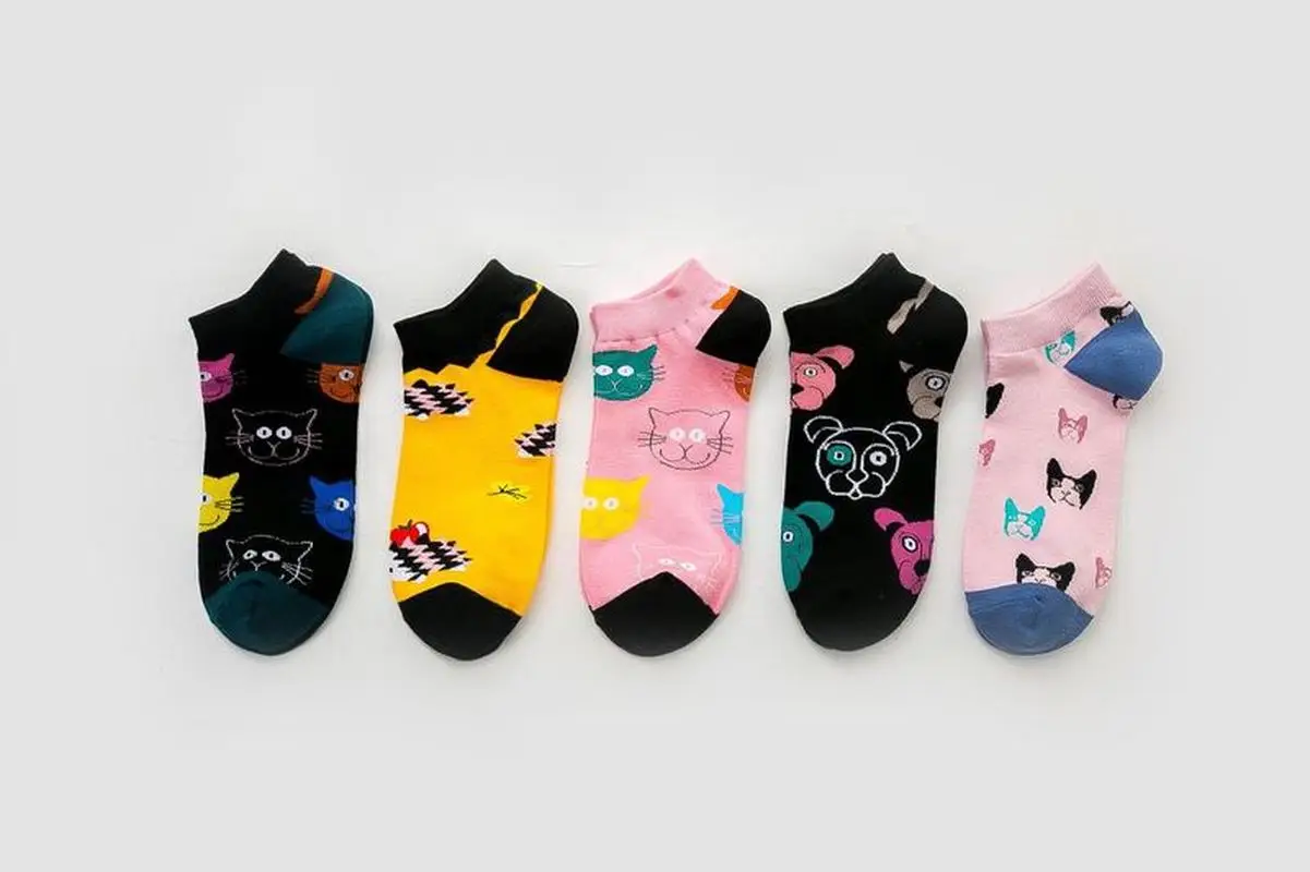 

Summer Funny Cute NEW Kawaii Cartoon Gifts for Women Cotton Socks Korean Style White and Black Casual Pink Womens Ankle Socks