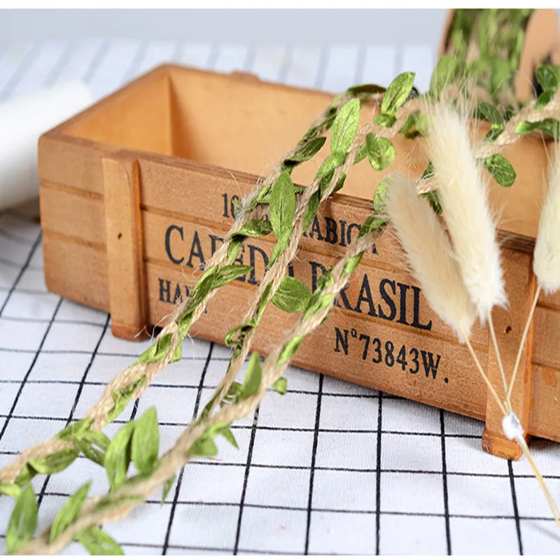 7557815905_960196007